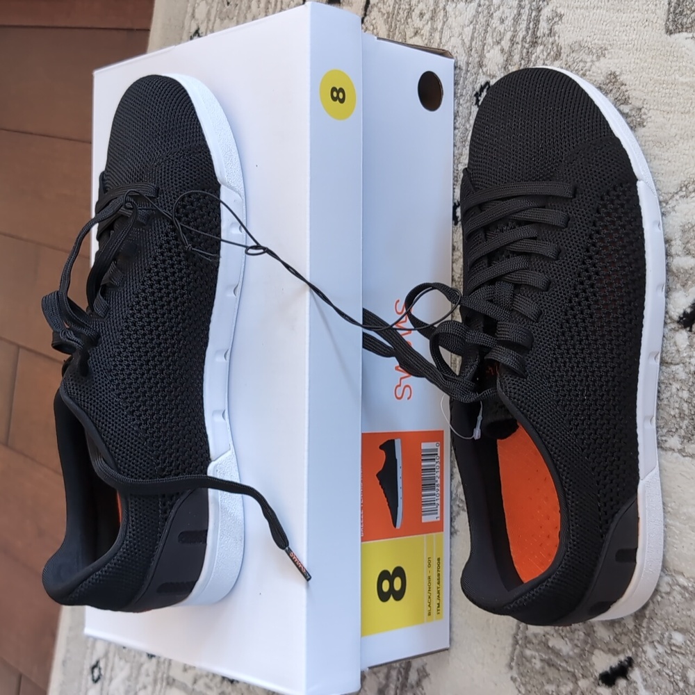 NEW Sz 8: SWIMS BLACK Breeze men’s Tennis Knit Shoes